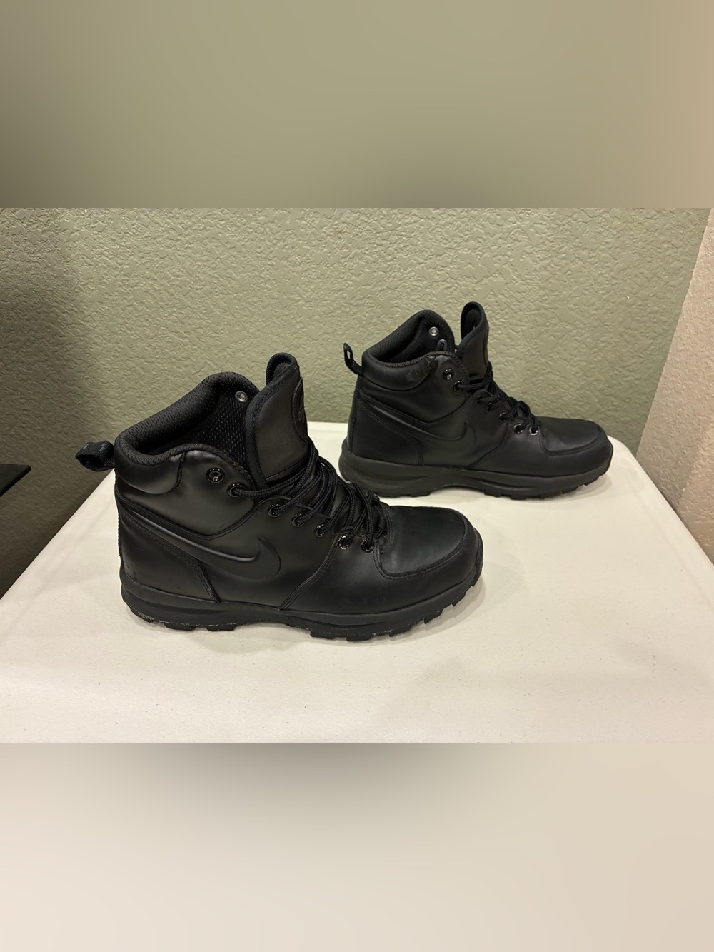 Nike Mens Manoa 454350-003 Black Leather Lace-Up Ankle Combat Boots Size 8.5